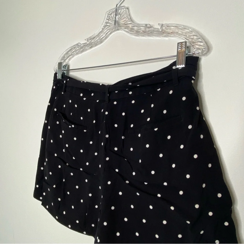 LOFT black white